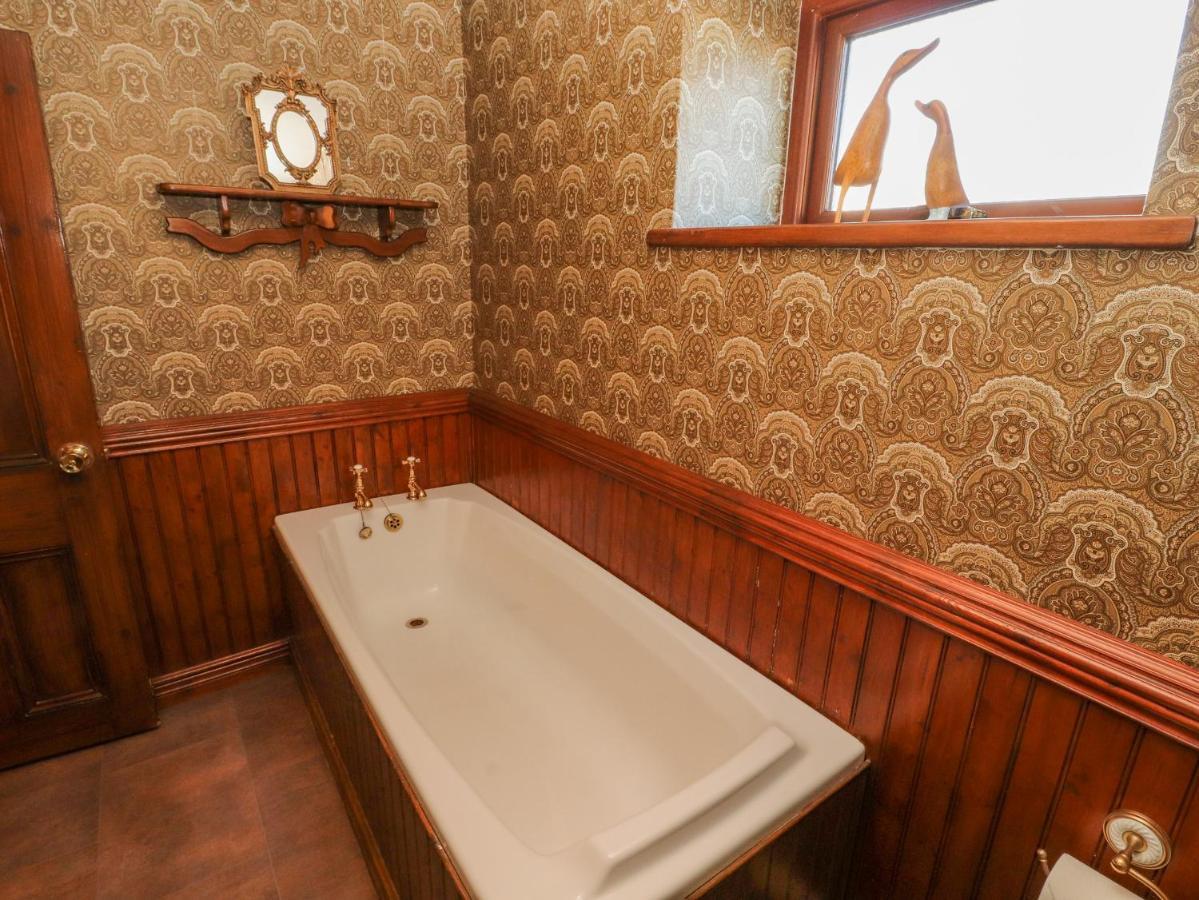 Clerk Beck Cottage Улверстон Экстерьер фото